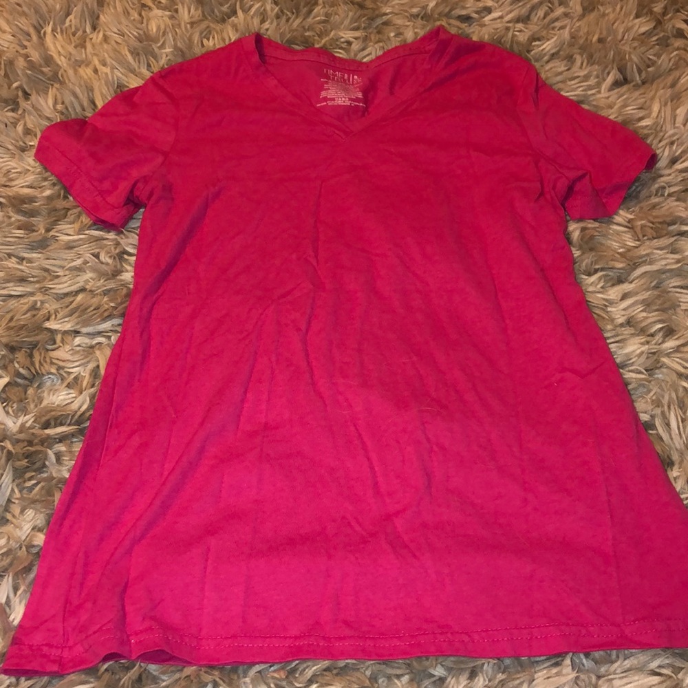 Pink tee shirt